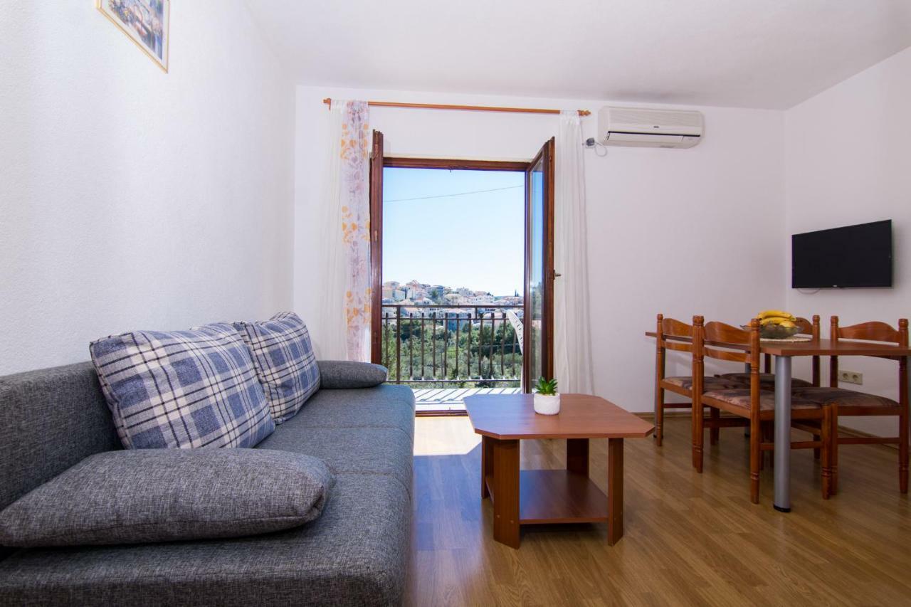 סגט ווראנייצה Apartments Jozic מראה חיצוני תמונה