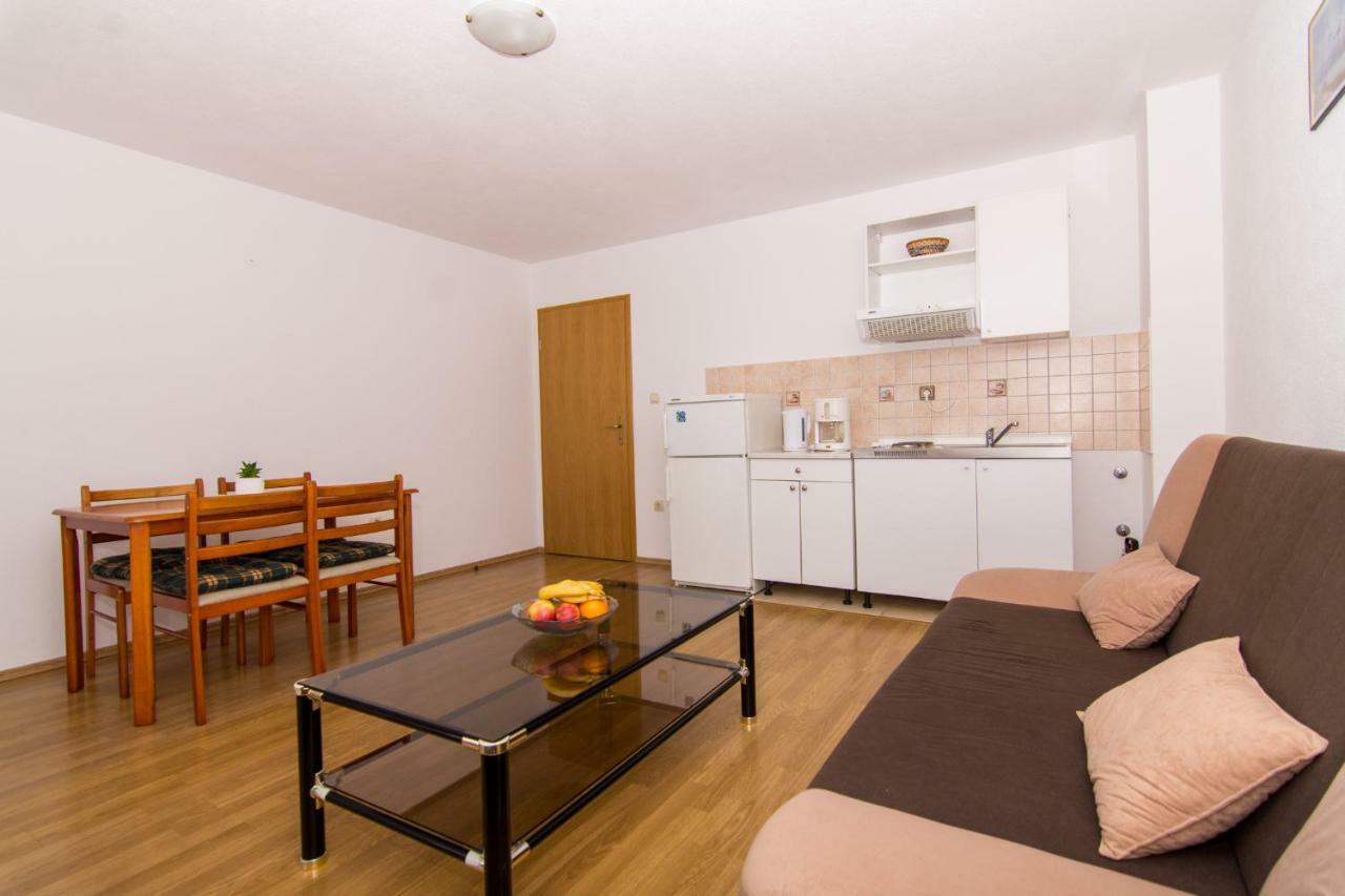 סגט ווראנייצה Apartments Jozic מראה חיצוני תמונה